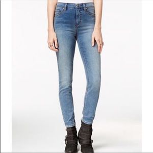 Free People Gummy High Rise Jeans in Size W 30 R